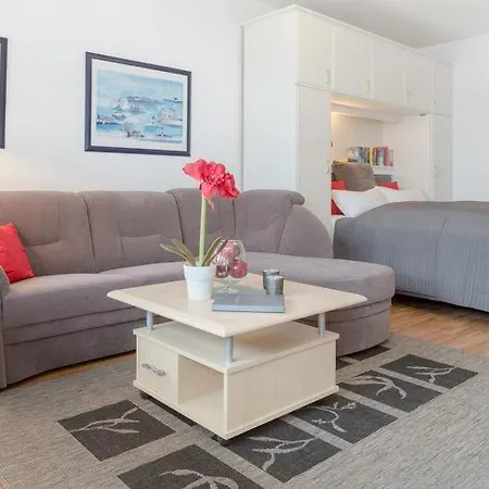 S22 10 Strandburg Apartmán