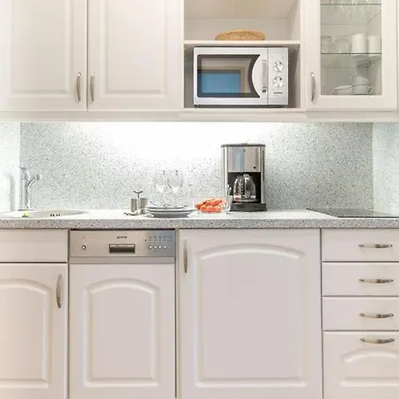 S22 10 Strandburg Westerland